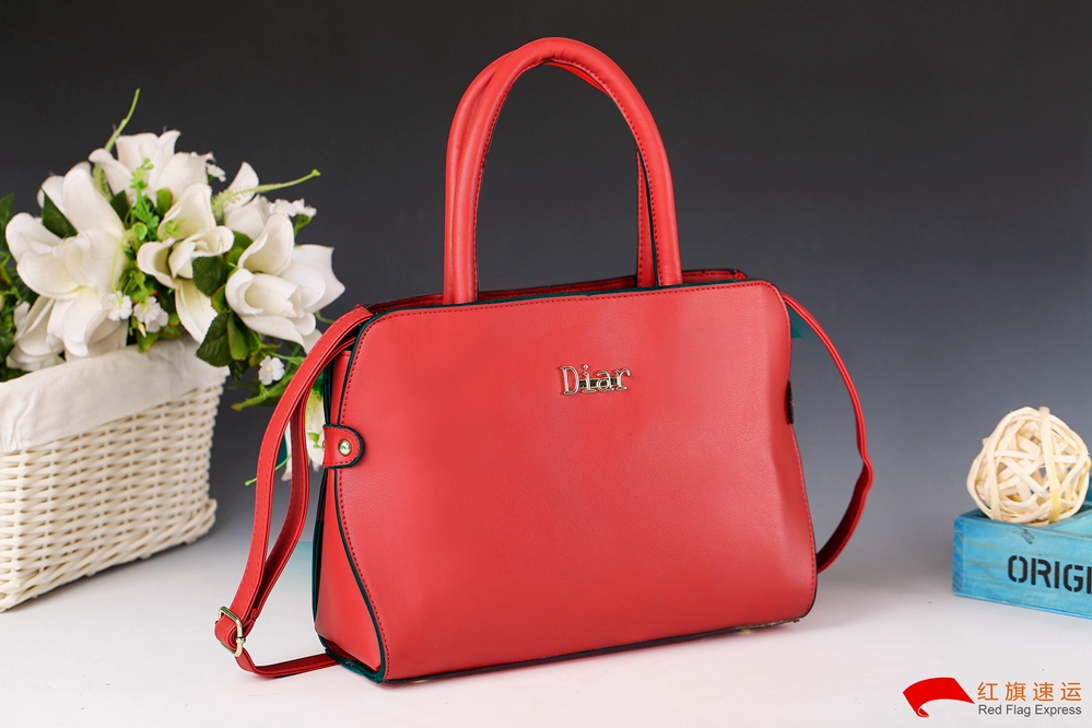 16395527786951.jpg 攝圖網_500766878_時尚女包(企業(yè)商用)_副本.jpg